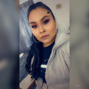 Meet your Posher, Alejandra